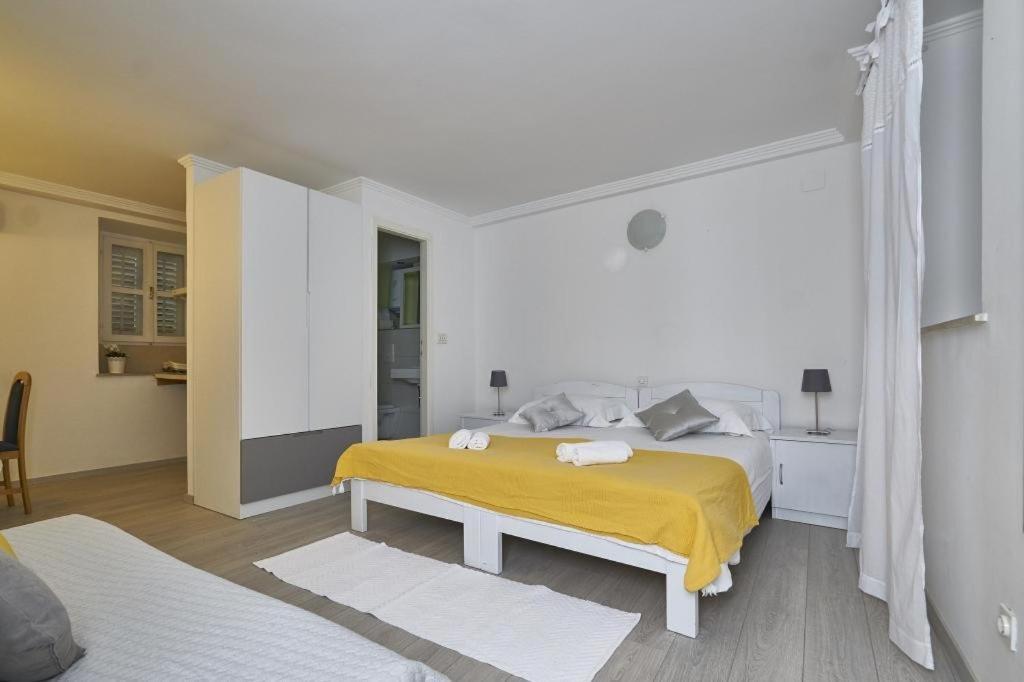 Old Town Finest Apartment Dubrovnik Bagian luar foto