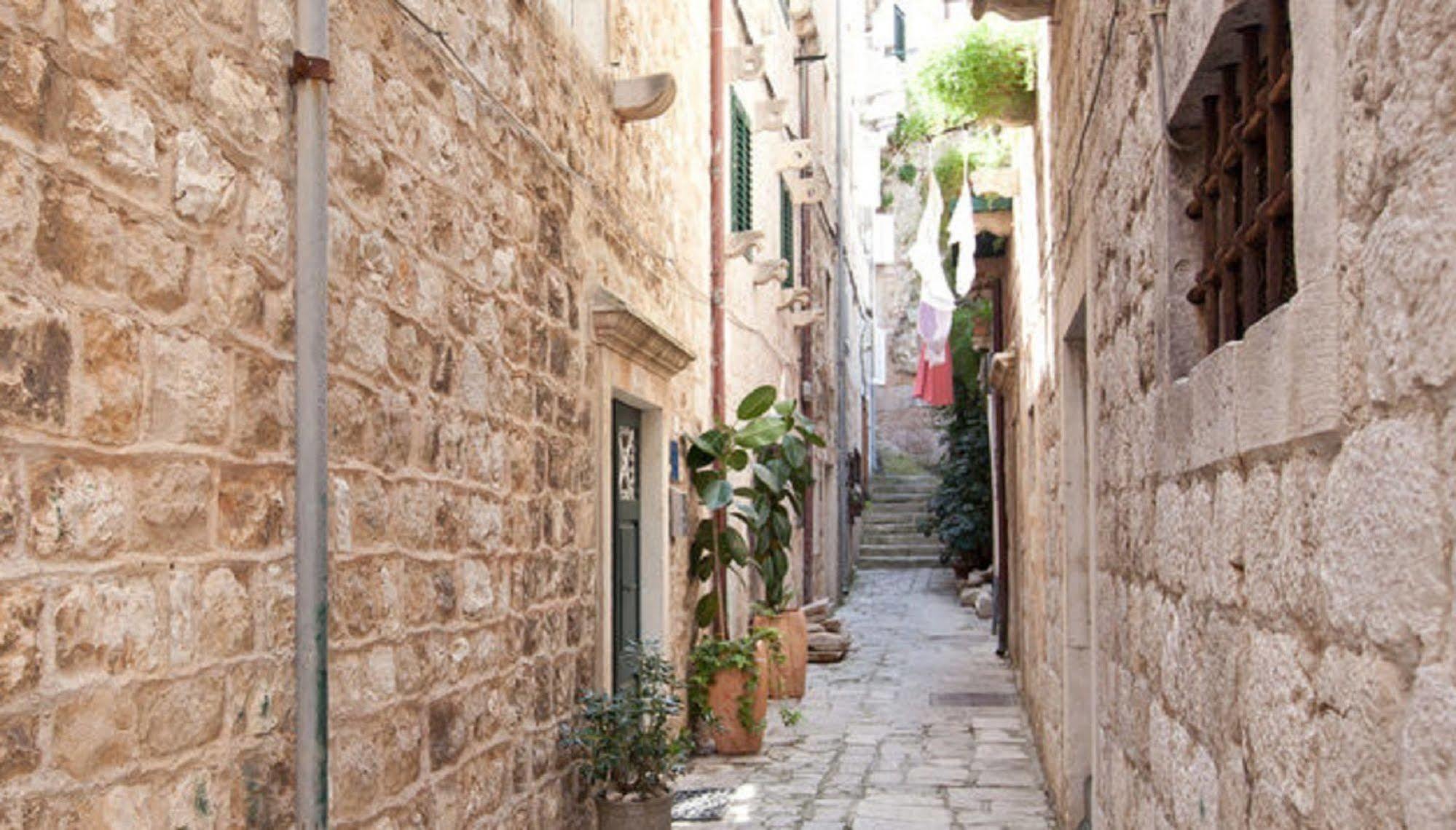 Old Town Finest Apartment Dubrovnik Bagian luar foto